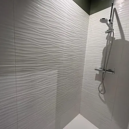 Διαμέρισμα La Triangle D'or Parties Communes Sous Video Surveillance Pas De Cuisine